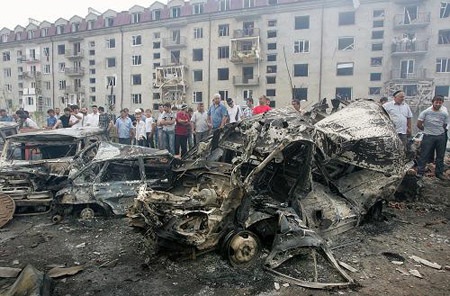 Đánh bom liều chết đồn cảnh sát Nga, 20 người thiệt mạng - 2