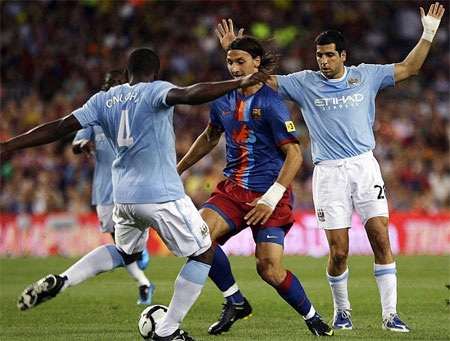 Ibrahimovic trình làng, Barca mất Joan Gamper Cup vào tay Man City - 3