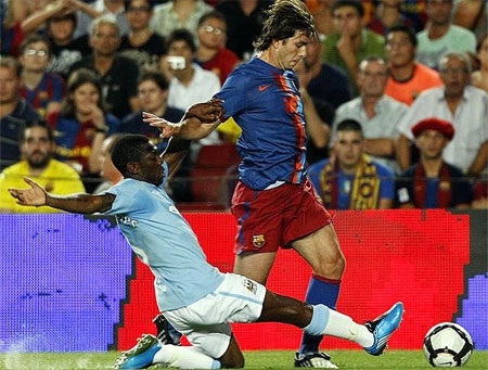 Ibrahimovic trình làng, Barca mất Joan Gamper Cup vào tay Man City - 1