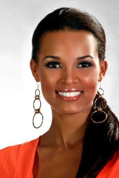 Hoa hậu Dominica: Lần này có làm nên chuyện? - 1