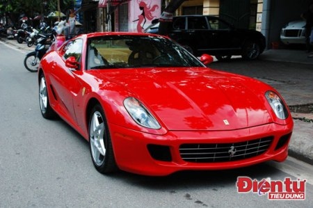Ferrari 599 GTB Fiorano về Hà Nội - 1 Ferrari 599 GTB Fiorano về Hà Nội - 1