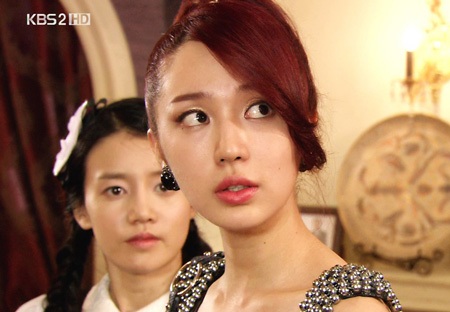 Phim “hot” của Yoon Eun Hye gây thất vọng - 6 Phim “hot” của Yoon Eun Hye gây thất vọng - 6