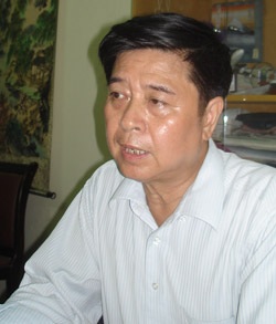 Học sinh “sốc” vì bỗng bị loại khỏi trường - 2