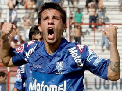 Liverpool hỏi mua “Messi mới” - 1