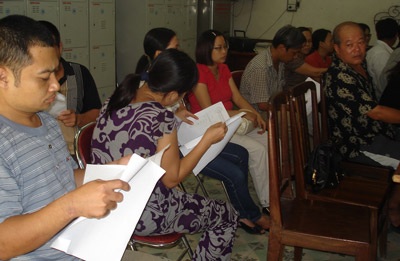 Học sinh “sốc” vì bỗng bị loại khỏi trường - 1 Học sinh “sốc” vì bỗng bị loại khỏi trường - 1