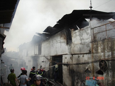 Một công nhân chết cháy trong xí nghiệp bông - 1