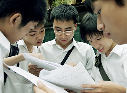 Điểm xét tuyển NV2 Học viện Báo chí, Bưu chính Viễn thông và CĐ Công nghiệp Phúc Yên - 1 Điểm xét tuyển NV2 Học viện Báo chí, Bưu chính Viễn thông và CĐ Công nghiệp Phúc Yên - 1