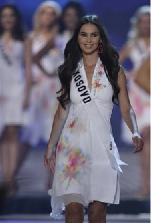 Xem lại đêm thi sôi động của Hoa hậu Hoàn vũ 2009 - 7