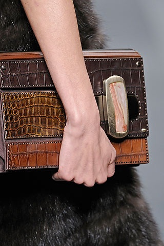 BST giày dép/ túi xách Fendi - 21 BST giày dép/ túi xách Fendi - 21