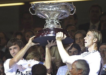 Thắng tưng bừng Rosenborg, Real Madrid đoạt Bernabeu Cup - 3 Thắng tưng bừng Rosenborg, Real Madrid đoạt Bernabeu Cup - 3