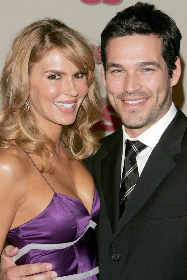 Vợ Eddie Cibrian chỉ trích chồng trên báo - 1 Vợ Eddie Cibrian chỉ trích chồng trên báo - 1
