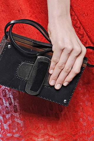 BST giày dép/ túi xách Fendi - 11 BST giày dép/ túi xách Fendi - 11