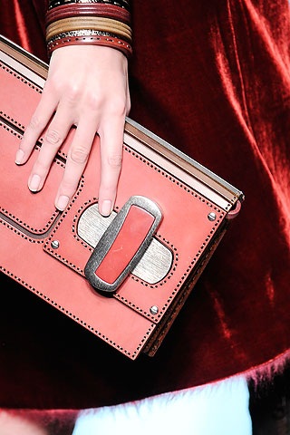 BST giày dép/ túi xách Fendi - 7 BST giày dép/ túi xách Fendi - 7