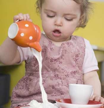 Bé không chịu uống sữa! - 1