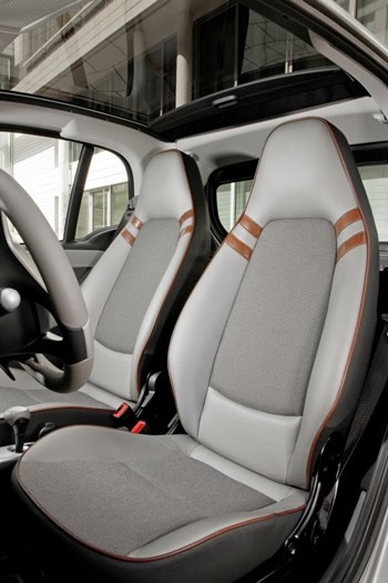 Một Smart ForTwo thời trang - 3 Một Smart ForTwo thời trang - 3