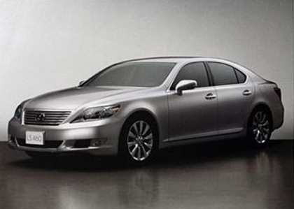 Hé lộ về nét mới của dòng Lexus LS - 5
