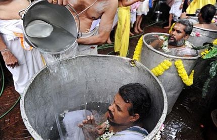 Ảnh nghi lễ cầu mưa có một không hai ở Ấn Độ  - 8
