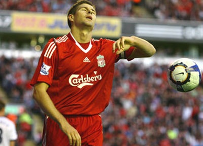 “Gerrard chưa đạt phong độ tốt nhất” - 1