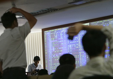 VN-Index “Niềm vui ngắn chẳng tày gang” - 1 VN-Index “Niềm vui ngắn chẳng tày gang” - 1
