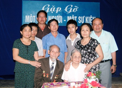 Chuyện kể của người 3 lần vinh dự được gặp Bác - 3 Chuyện kể của người 3 lần vinh dự được gặp Bác - 3