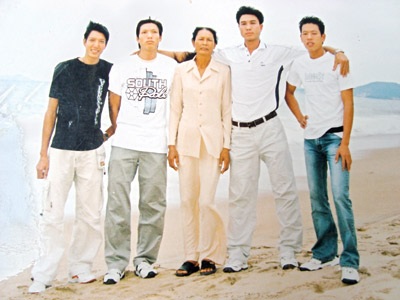Làng “chân dài” ở Hà Nam - 1 Làng “chân dài” ở Hà Nam - 1