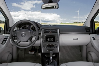 Mercedes giới thiệu xe B-Class F-CELL chạy hydro - 2