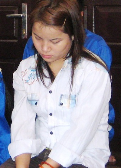 Vết trượt của một sơn nữ 17 tuổi - 1