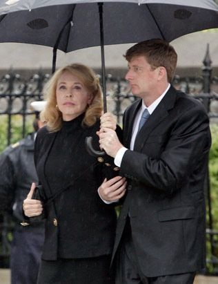 Nước Mỹ tiễn biệt "con sư tử của Thượng viện" - 9