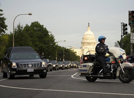 Nước Mỹ tiễn biệt "con sư tử của Thượng viện" - 16