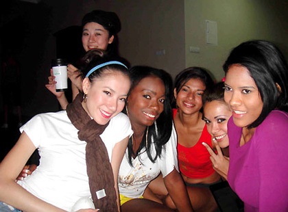 Thí sinh Hoa hậu Siêu quốc gia tập múa ba -lê - 9