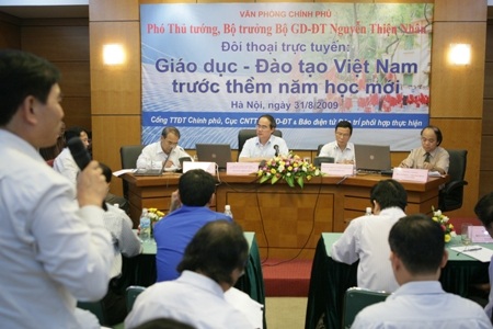 4 tiếng cùng độc giả “chất vấn” Phó thủ tướng - 1
