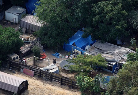 Bên trong nhà tù của "nô lệ tình dục" Mỹ - 6