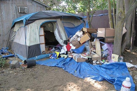 Bên trong nhà tù của "nô lệ tình dục" Mỹ - 8