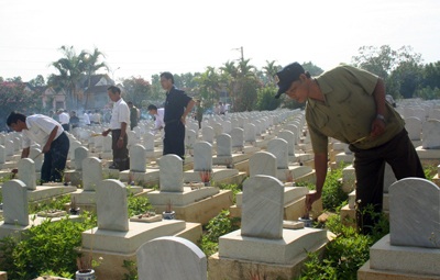 Đại lễ cầu siêu và tri ân người có công nhân dịp Quốc khánh - 3 Đại lễ cầu siêu và tri ân người có công nhân dịp Quốc khánh - 3