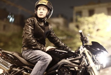 MC Anh Tuấn và “người tình hai bánh” - 1 MC Anh Tuấn và “người tình hai bánh” - 1