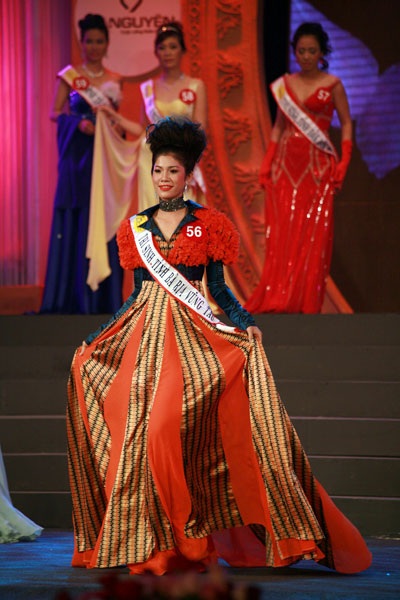 Ấn tượng từ những “quý bà” đẹp lớn tuổi - 15 Ấn tượng từ những “quý bà” đẹp lớn tuổi - 15