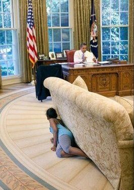 Chùm ảnh “độc” của Obama nơi hậu trường - 6