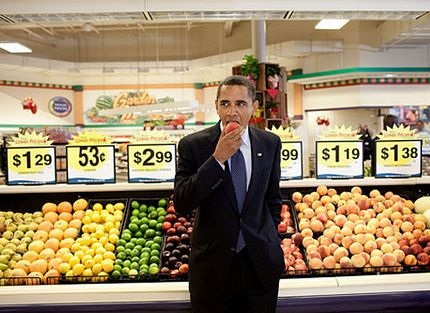 Chùm ảnh “độc” của Obama nơi hậu trường - 11