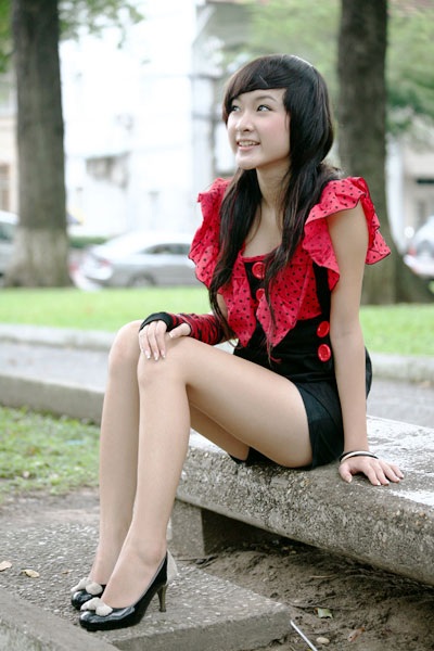 Nữ sinh 14 tuổi mơ ước làm hoa hậu - 8 Nữ sinh 14 tuổi mơ ước làm hoa hậu - 8