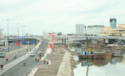 Thông xe hai công trình hạ tầng lớn nhất nhì TPHCM - 2