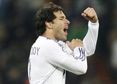 Van Nistelrooy quyết tìm chỗ đứng trên hàng công Real Madrid - 1 Van Nistelrooy quyết tìm chỗ đứng trên hàng công Real Madrid - 1