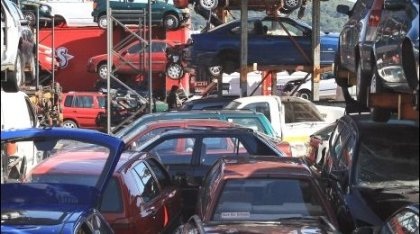 Chương trình kích cầu xe mới - Kẻ khóc người cười - 3 Chương trình kích cầu xe mới - Kẻ khóc người cười - 3