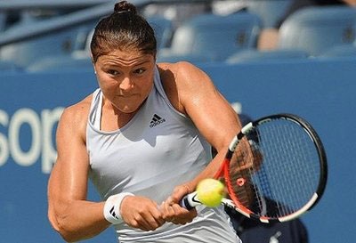 Jankovic và Dementieva bại trận, Safina lại thoát hiểm - 3 Jankovic và Dementieva bại trận, Safina lại thoát hiểm - 3