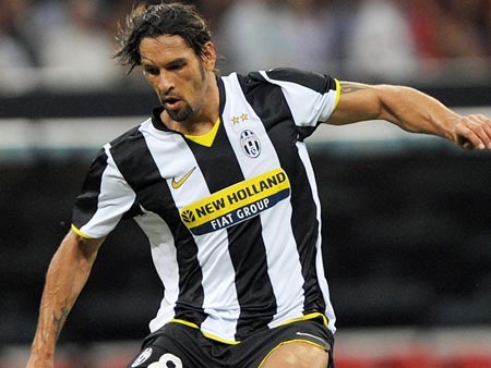 “Sát thủ” Amauri khó lòng cùng Italia dự World Cup - 1