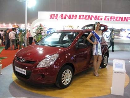 Triển lãm AutoPetro 2009 - Vắng bóng “đại gia” - 1 Triển lãm AutoPetro 2009 - Vắng bóng “đại gia” - 1