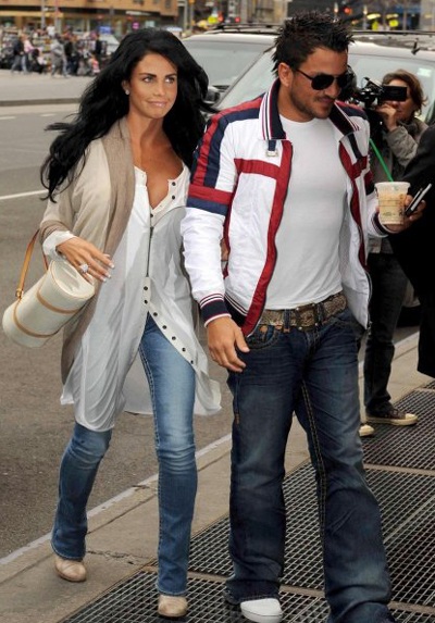 Siêu mẫu “ngực bự” từng bị lạm dụng - 1 Siêu mẫu “ngực bự” từng bị lạm dụng - 1