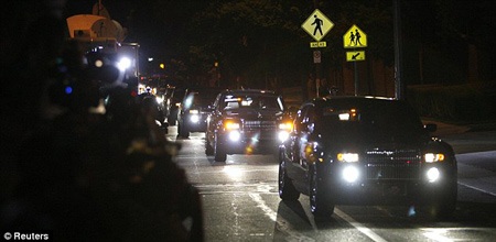 Tang lễ trầm buồn và xúc động của Michael Jackson - 3