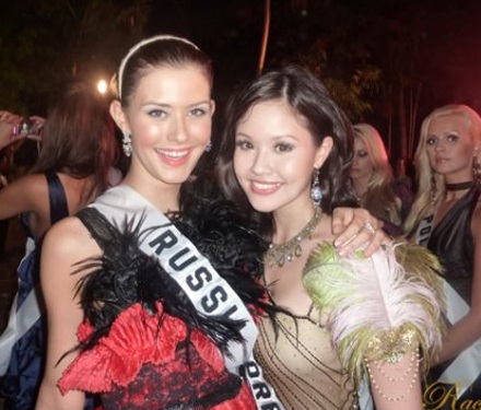 Người đẹp Nga và Singapore kết thân sau cuộc thi HHHV - 3 Người đẹp Nga và Singapore kết thân sau cuộc thi HHHV - 3