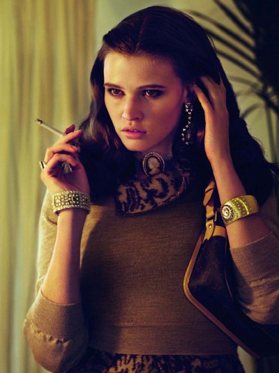 Lara Stone đẹp cổ điển trên Vogue - 6 Lara Stone đẹp cổ điển trên Vogue - 6