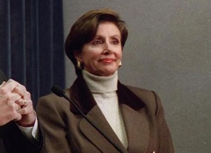 Chủ tịch Hạ viện Mỹ trung thành với tóc ngắn - 4